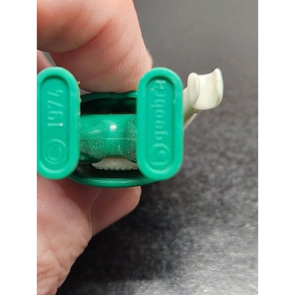 Vintage Playmobil Figure 1974 Green Outfit Brown Hair Collectible Toy Doll - Picture 8 of 9